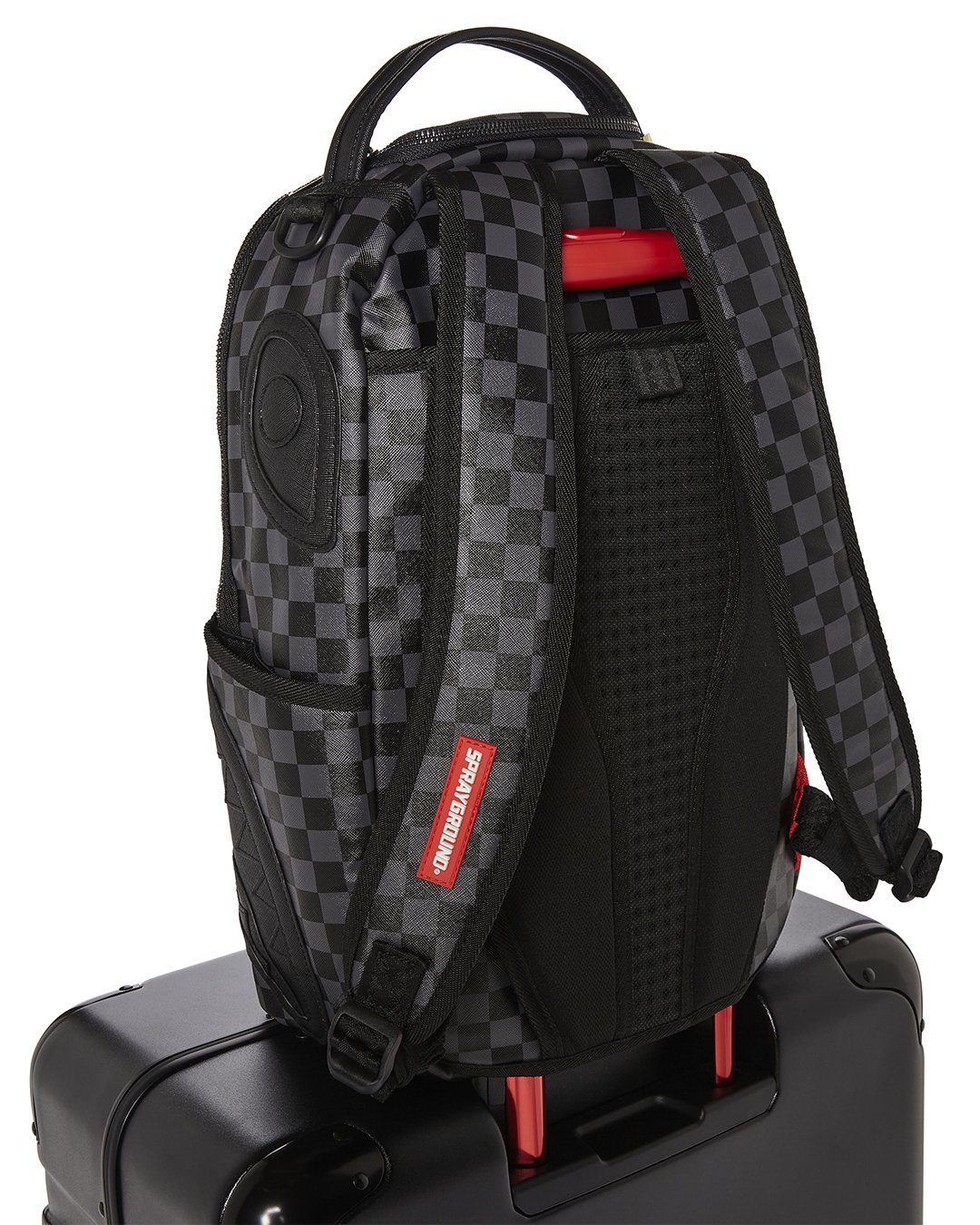 SHARKITECTURE MOLDED 29 FULL-SIZE LUGGAGE - Image 13