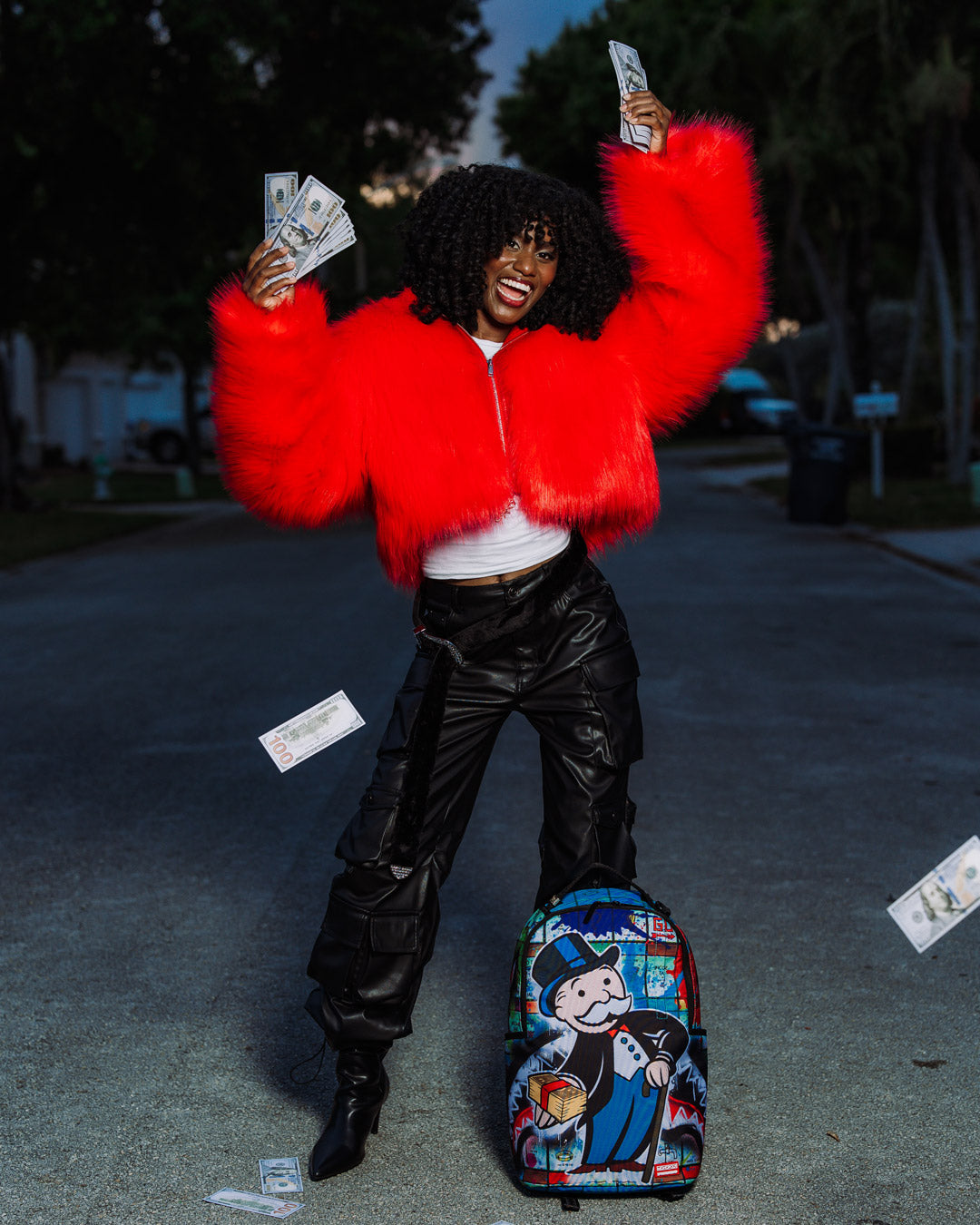 MONOPOLY MONEY MOVES BACKPACK - Image 5