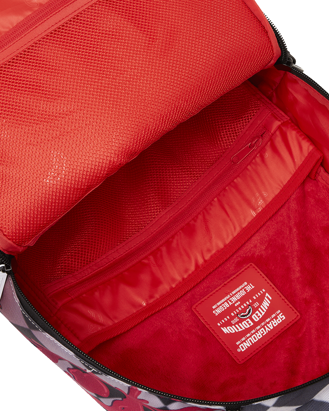 FIVE NIGHTS AT FREDDYS CRAMMED CARNAGE DLXR BACKPACK - Image 8