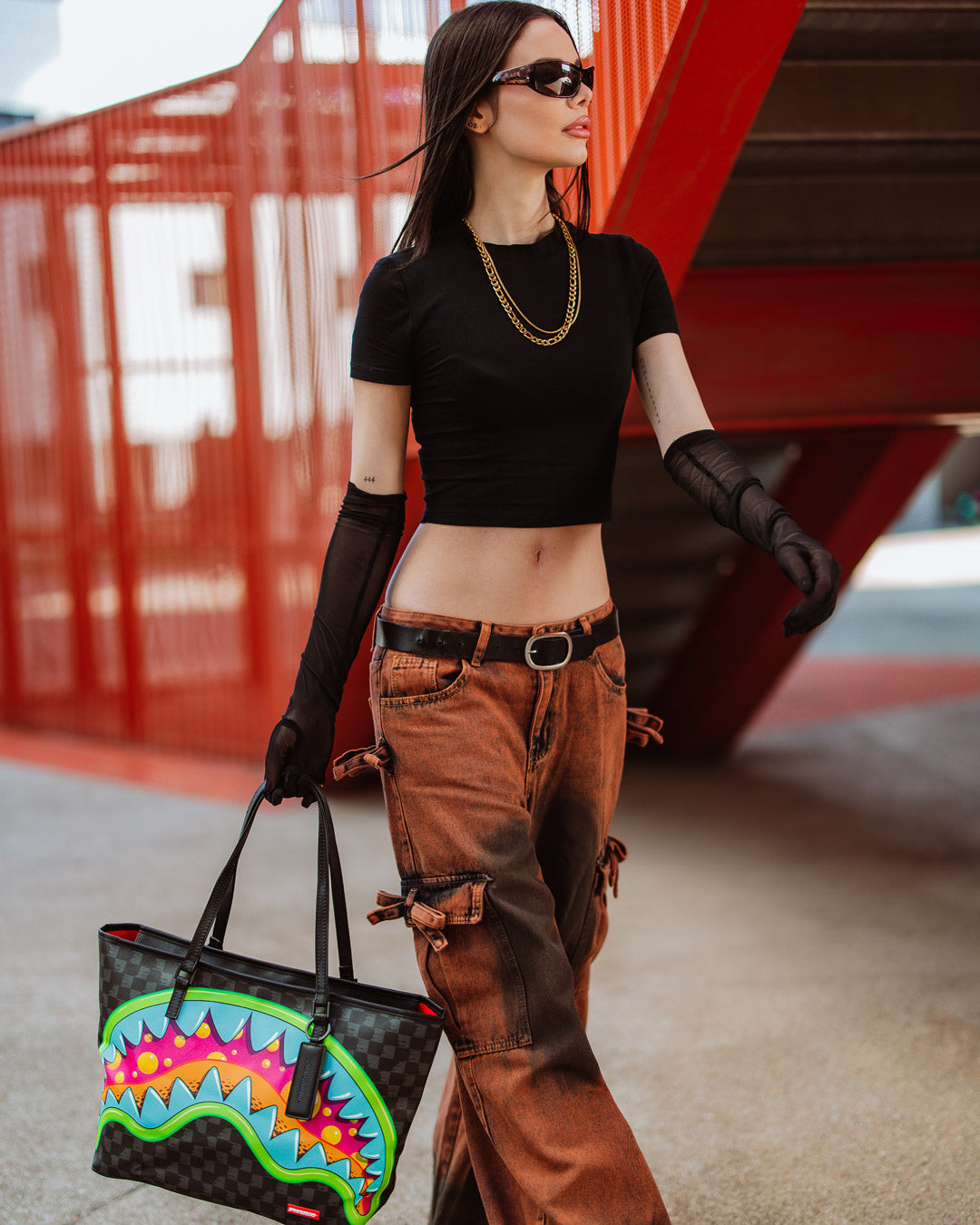 SLIME TAKEOVER TOTE - Image 8
